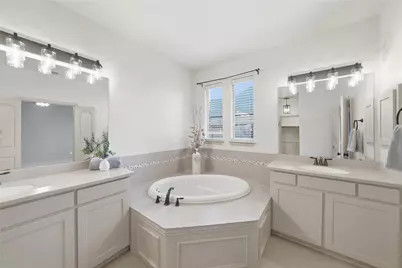 4500 Lakeside Hollow Street, Fort Worth, TX 76262 - Photo 24