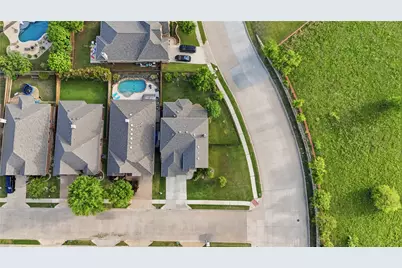 4500 Lakeside Hollow Street, Fort Worth, TX 76262 - Photo 2