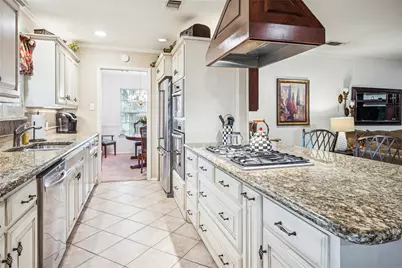 1401 Allegheny Drive, Arlington, TX 76012 - Photo 8