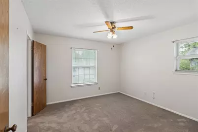 1401 Allegheny Drive, Arlington, TX 76012 - Photo 16