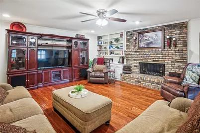 1401 Allegheny Drive, Arlington, TX 76012 - Photo 6