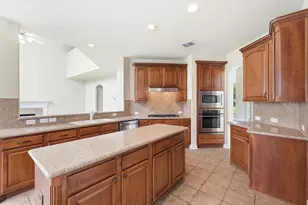 1131 Durango Cir, Shady Shores, TX 76208 - Photo 8
