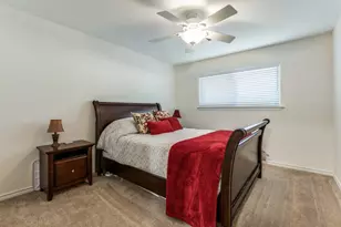 2719 N Surrey Dr, Carrollton, TX 75006 - Photo 22