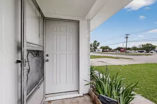 1001 Pioneer Rd, Mesquite, TX 75149 - Photo 6