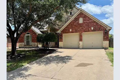 5827 Windy Meadow Lane, Grand Prairie, TX 75052 - Photo 2