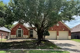 5827 Windy Meadow Ln, Grand Prairie, TX 75052 - Photo 1