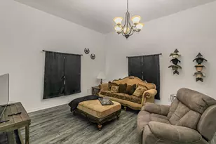 2514 Columbus Ave, Fort Worth, TX 76164 - Photo 2