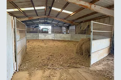 2202 County Road 3657, Springtown, TX 76082 - Photo 30