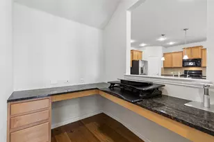 211 Copper Canyon Dr, Lewisville, TX 75067 - Photo 10
