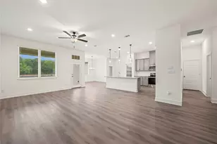 8000 Candy Ln, Waco, TX 76708 - Photo 12