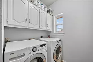 1321 Watersedge Dr, Plano, TX 75093 - Photo 34