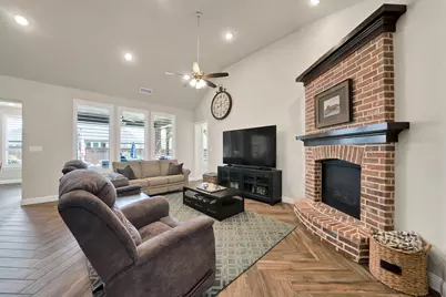 9921 Peninsula Point, Little Elm, TX 75068 - Photo 6