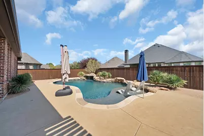 9921 Peninsula Point, Little Elm, TX 75068 - Photo 32