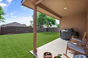 1040 Brownford Dr, Fort Worth, TX 76028 - Photo 28