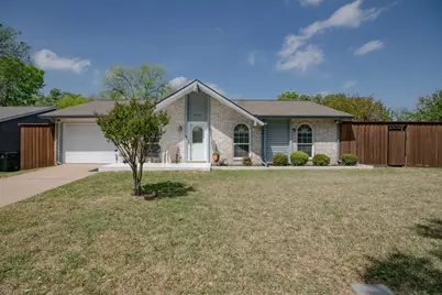 5302 Saddleback Road, Garland, TX 75043 - Photo 2