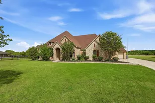 4430 Bucking Bronc Dr, Fort Worth, TX 76126 - Photo 4