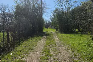 925 N 16th St, Waco, TX 76707 - Photo 6