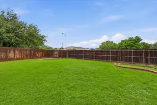 5621 Swords Dr, Fort Worth, TX 76137 - Photo 18