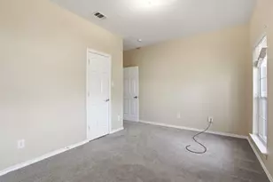 2421 Priscella Dr, Fort Worth, TX 76131 - Photo 10