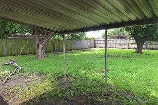 209 Heather Dr, Garland, TX 75042 - Photo 22