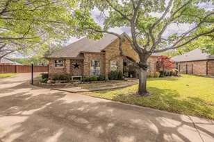 1413 Wedglea Ct, Bedford, TX 76021 - Photo 2