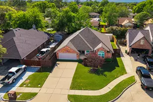 6729 Lucas Ln, North Richland Hills, TX 76182 - Photo 2