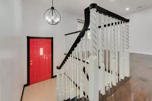 129 Senter Valley Rd, Irving, TX 75060 - Photo 4