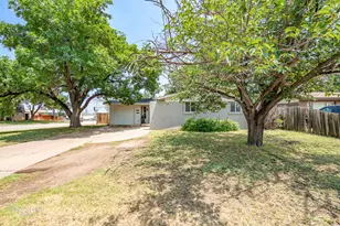 3042 S 28th St, Abilene, TX 79605 - Photo 2