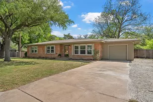 2306 Oak Cliff Dr, Waco, TX 76710 - Photo 36