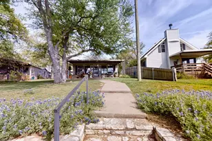 4311 N Port Ridglea Ct, Granbury, TX 76049 - Photo 4