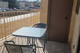 1708 Crestpoint Dr, Arlington, TX 76012 - Photo 12