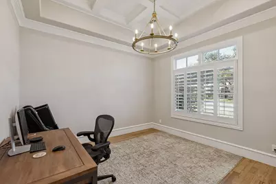 6526 Sondra Drive, Dallas, TX 75214 - Photo 4