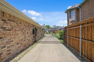 2509 Fox Glenn Cir, Bedford, TX 76021 - Photo 26