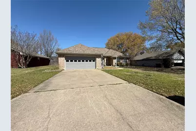 809 Martin Street, Bonham, TX 75418 - Photo 1