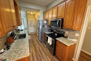 809 Martin St, Bonham, TX 75418 - Photo 8