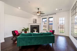 279 Moonshadow Dr, Waxahachie, TX 75165 - Photo 6