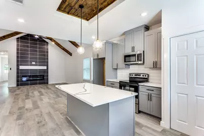 1329 Arizona Avenue, Fort Worth, TX 76104 - Photo 10