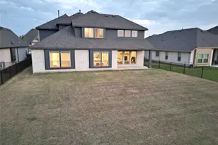 386 Paddle Boat Dr, Granbury, TX 76049 - Photo 32