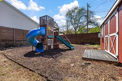 1320 Madeline Place, Fort Worth, TX 76107 - Photo 32