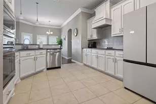 7921 Grassland Dr, Godley, TX 76044 - Photo 10