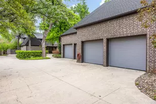 14907 Lake Forest Dr, Addison, TX 75254 - Photo 36