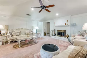 1513 Silverleaf Dr, Carrollton, TX 75007 - Photo 4