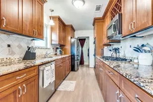 1513 Silverleaf Dr, Carrollton, TX 75007 - Photo 6