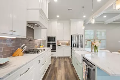 1400 Wandering Trail, Woodway, TX 76712 - Photo 16