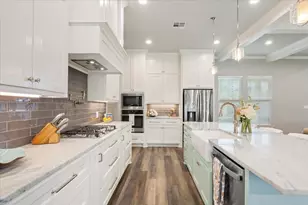 1400 Wandering Trail, Woodway, TX 76712 - Photo 16