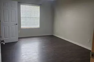 206 Hackberry Dr, Greenville, TX 75402 - Photo 16