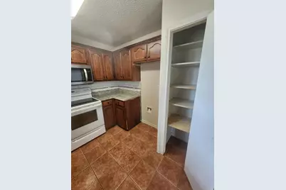 206 Hackberry Drive, Greenville, TX 75402 - Photo 12