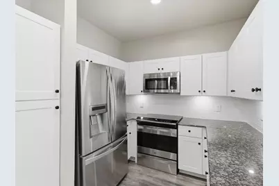 4122 Avondale Avenue #204, Dallas, TX 75219 - Photo 8