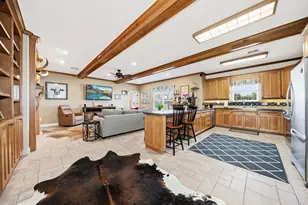 10081 Crestridge Dr, Whitney, TX 76692 - Photo 4