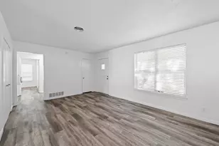 58 Pershing Dr, Denison, TX 75020 - Photo 4